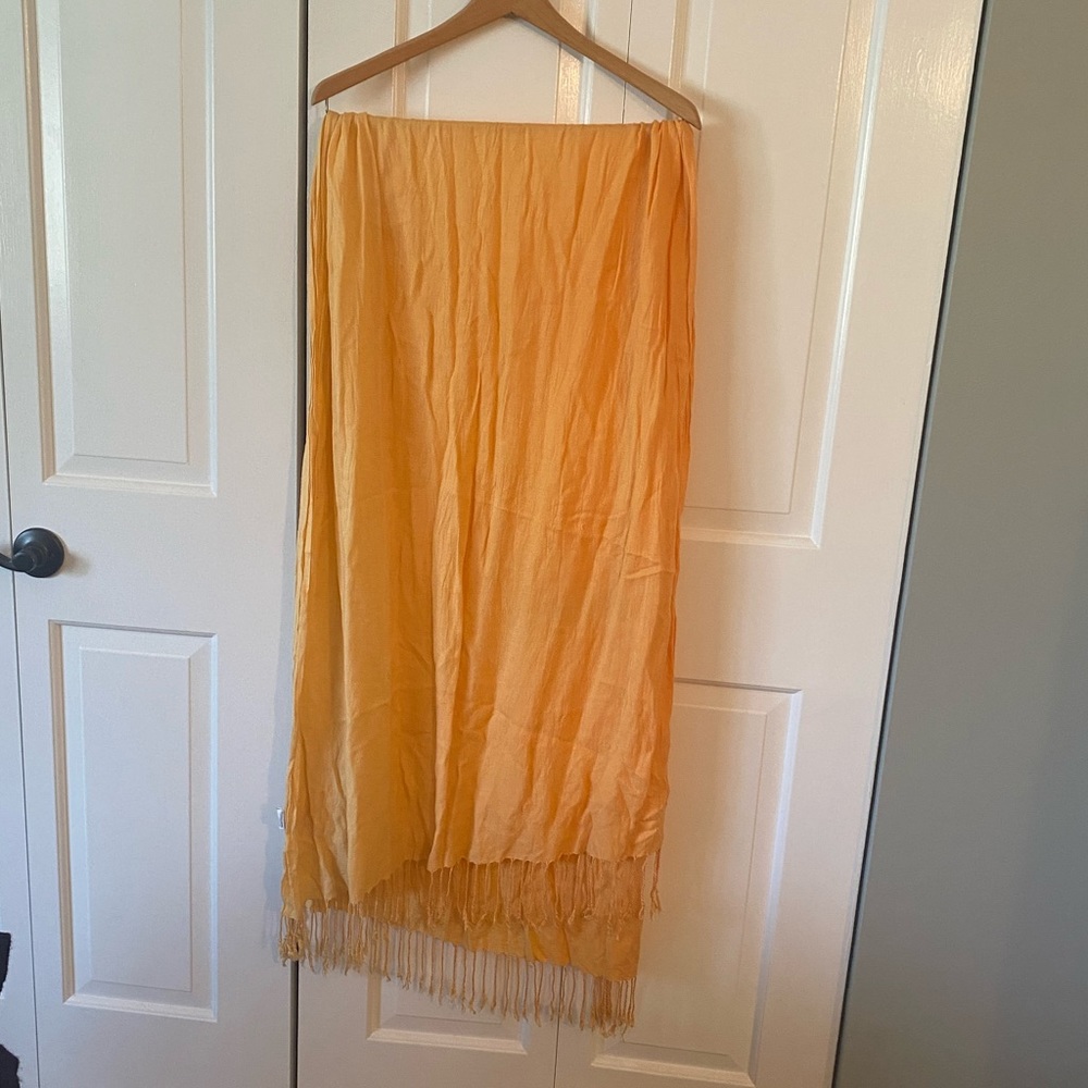Ombré marigold pashmina scarf - Picture 2 of 3
